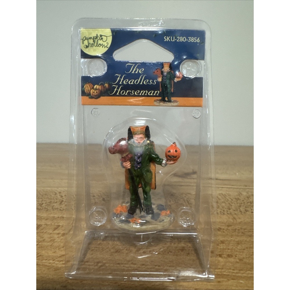 Lemax 2000 The Headless Horseman Spooky Town #02382 Boy Play Mythical Figure